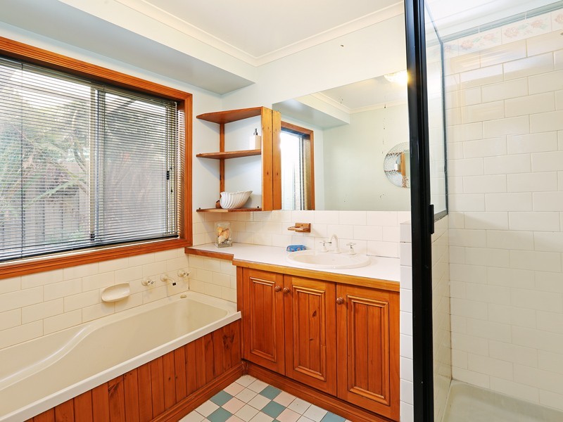 8 Clifton Street, Clifton Springs VIC 3222