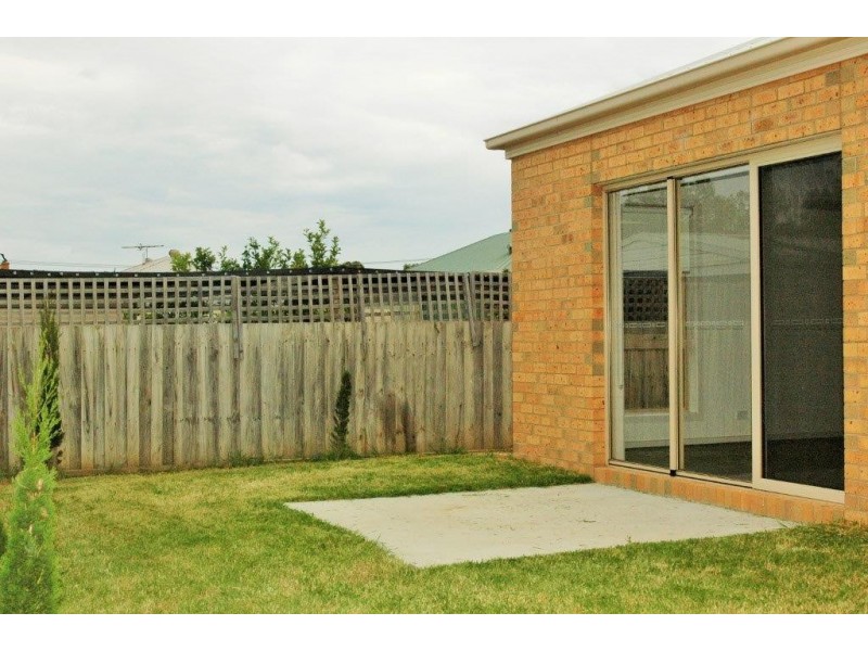 3/6 Edith Court, St Leonards VIC 3223