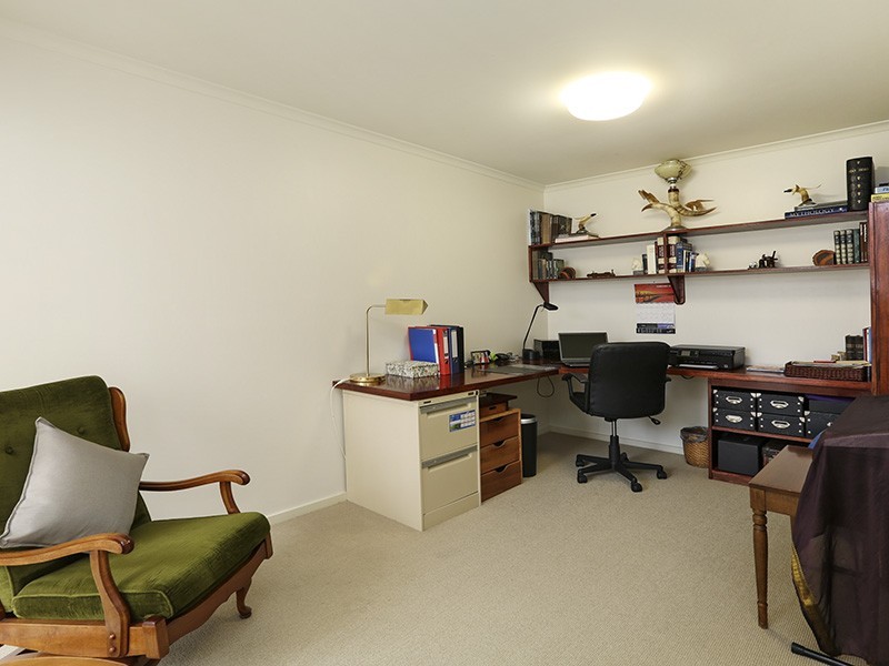 4 Eastwood Crescent, Drysdale VIC 3222