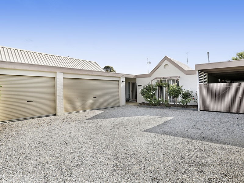 4 Eastwood Crescent, Drysdale VIC 3222