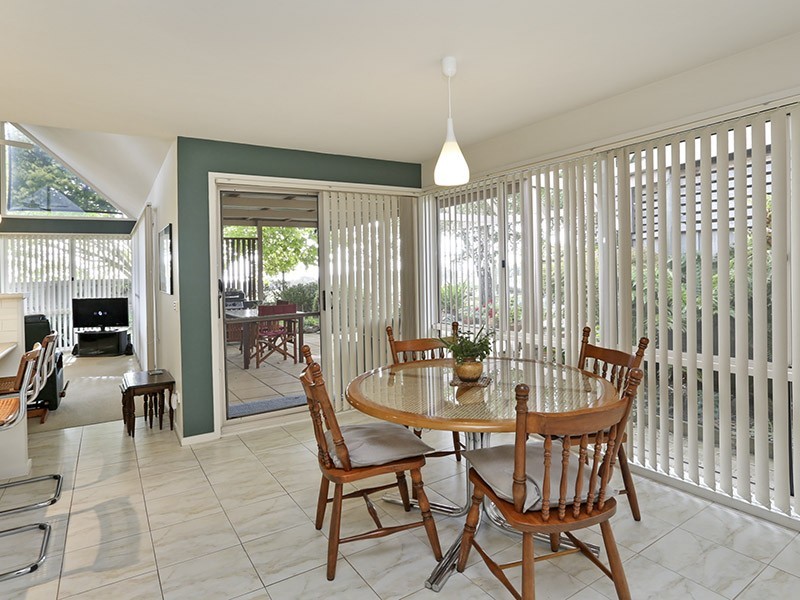 4 Eastwood Crescent, Drysdale VIC 3222