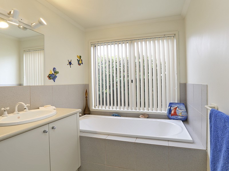 4 Eastwood Crescent, Drysdale VIC 3222