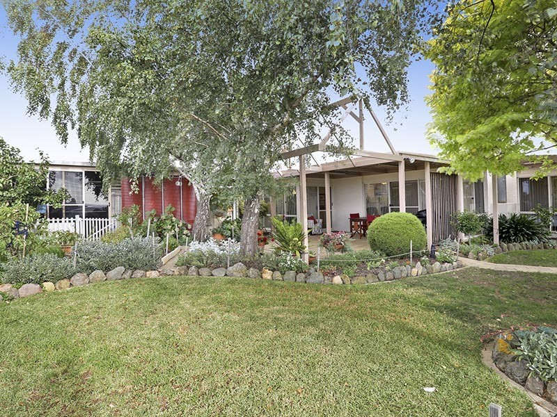 4 Eastwood Crescent, Drysdale VIC 3222