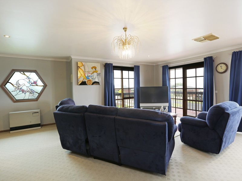 77 Yarramundi Drive, Clifton Springs VIC 3222