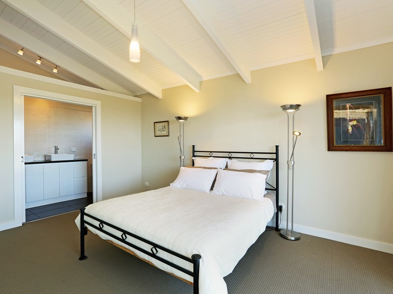 85 Beacon Point Road, Clifton Springs VIC 3222