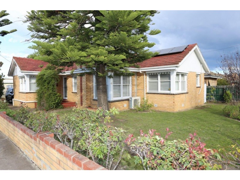 83 South Valley Road, Highton VIC 3216
