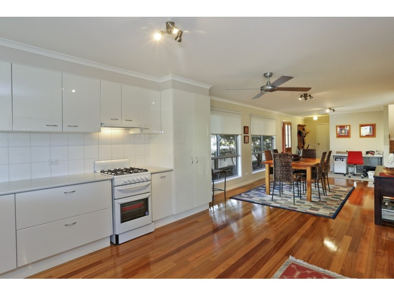 17 Carawatha Avenue, Clifton Springs VIC 3222