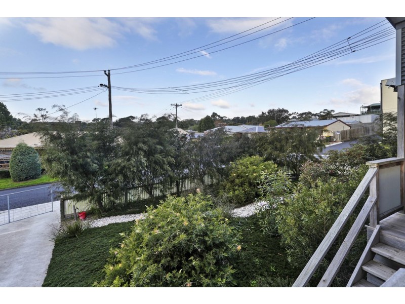 17 Carawatha Avenue, Clifton Springs VIC 3222