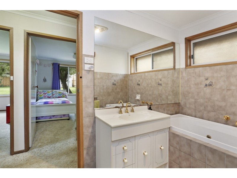 17 Jetty Road, Clifton Springs VIC 3222