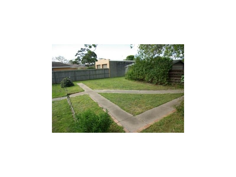24 Collins Street, Drysdale VIC 3222