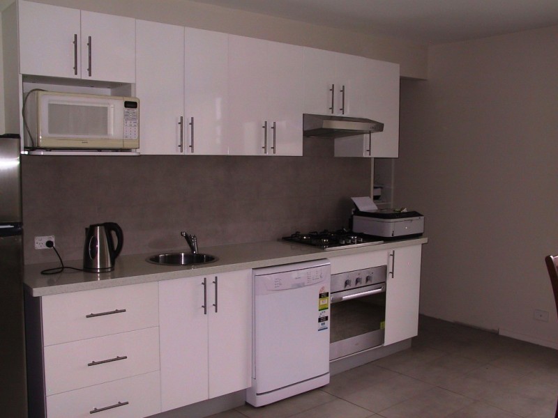 1A/2 Hill St, Clifton Springs VIC 3222