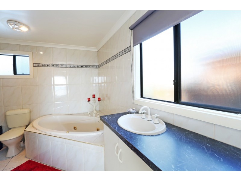 43 Beacon Point Road, Clifton Springs VIC 3222