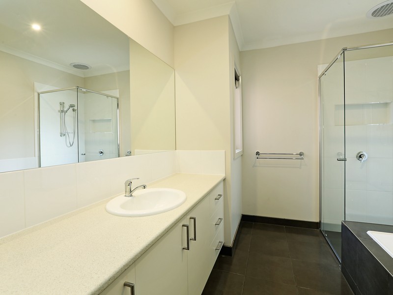 13A Allambie Street, Leopold VIC 3224
