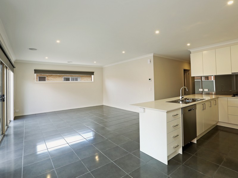 13A Allambie Street, Leopold VIC 3224