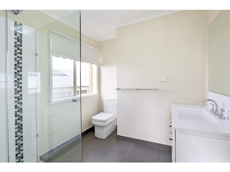 20 Newcombe Street, Drysdale VIC 3222