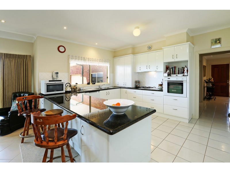 26 Golden Grove, Portarlington VIC 3223