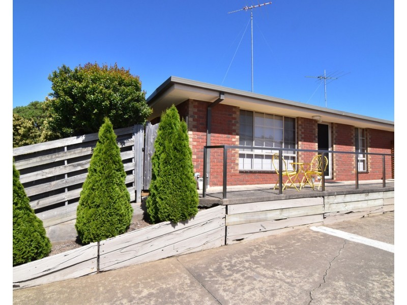 2/19 Donvale Drive, Leopold VIC 3224