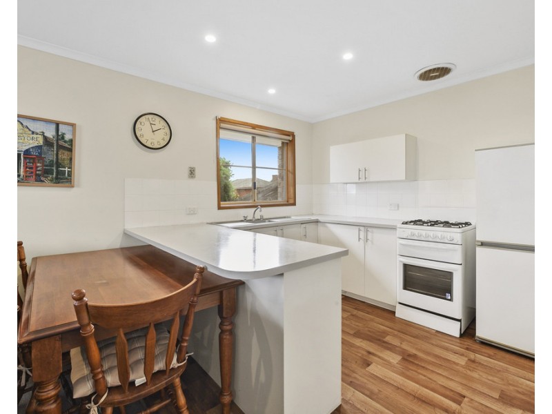 2/19 Donvale Drive, Leopold VIC 3224