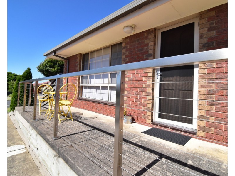 2/19 Donvale Drive, Leopold VIC 3224