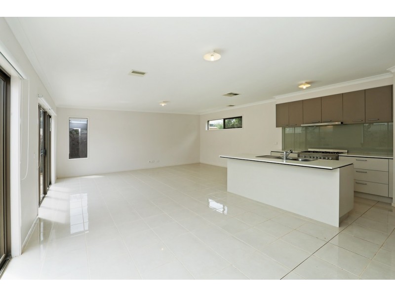 7 Janvrin Road, St Leonards VIC 3223