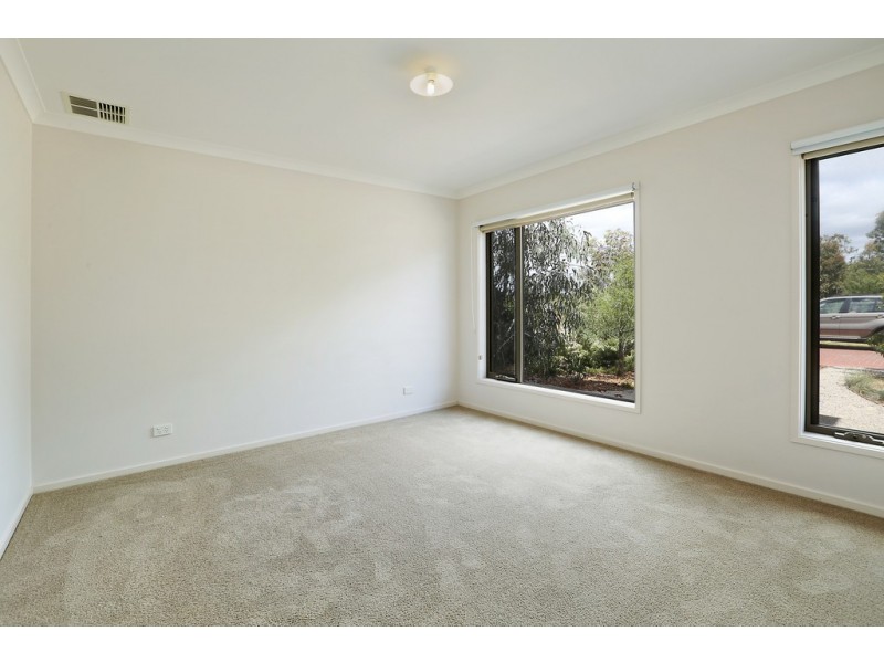 7 Janvrin Road, St Leonards VIC 3223