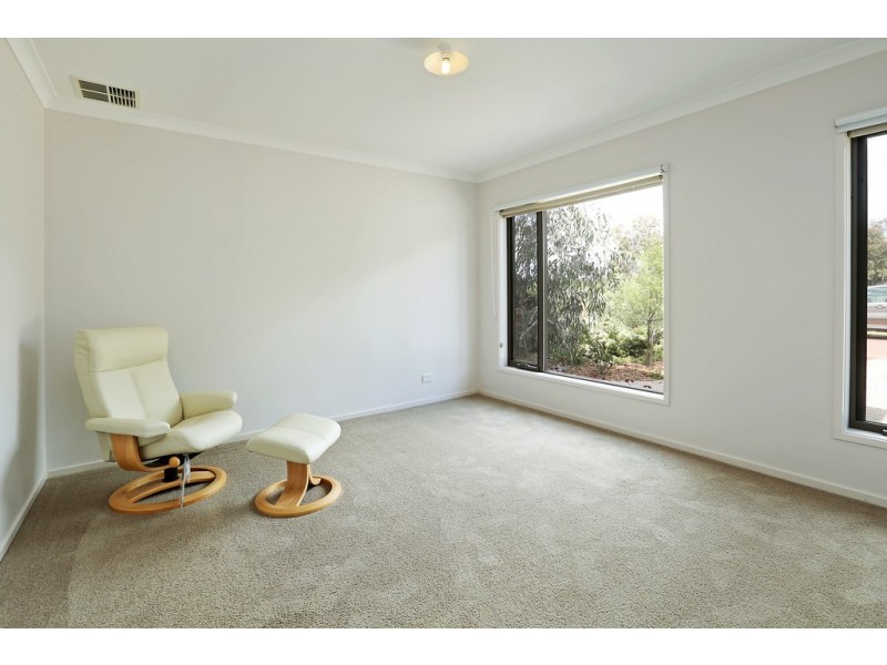 7 Janvrin Road, St Leonards VIC 3223