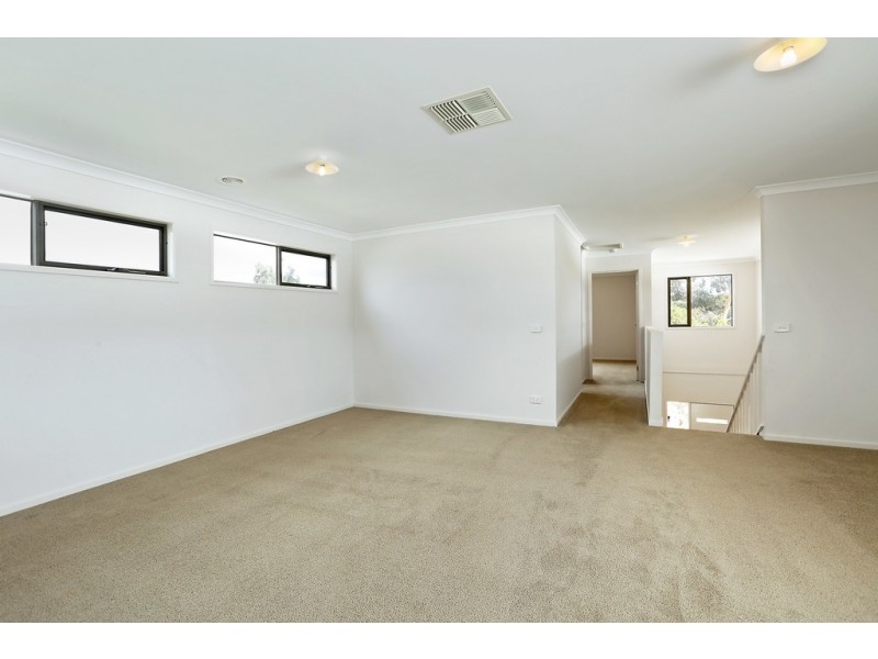 7 Janvrin Road, St Leonards VIC 3223
