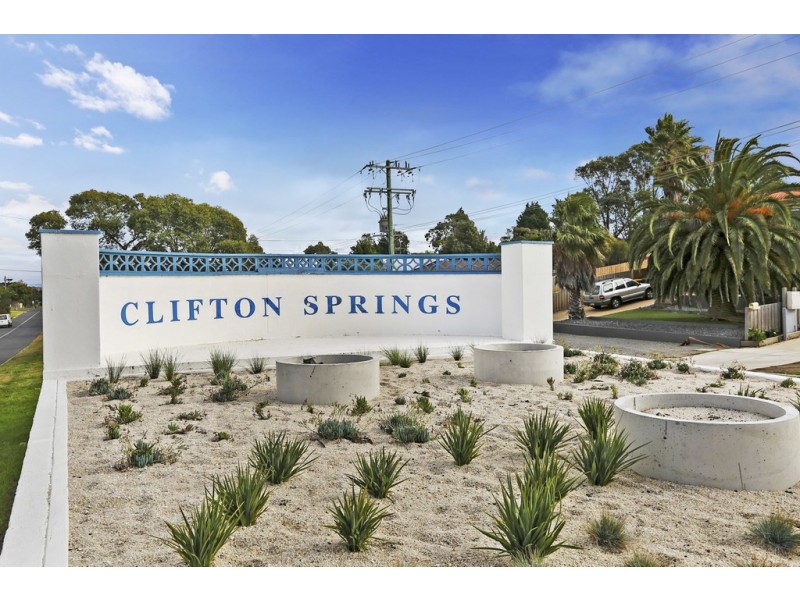 28 Parrakoola Drive, Clifton Springs VIC 3222