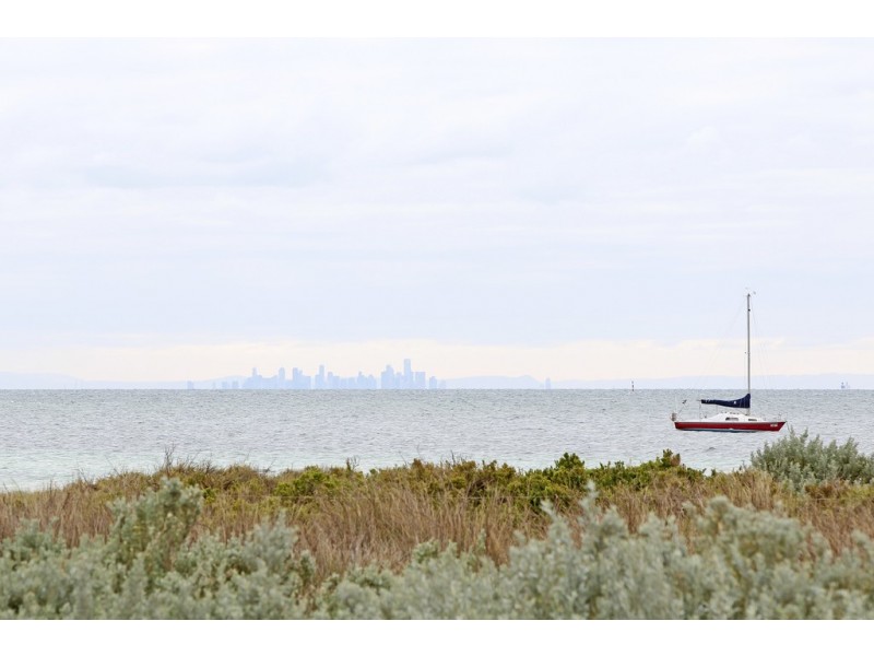 200 The Esplanade, Indented Head VIC 3223