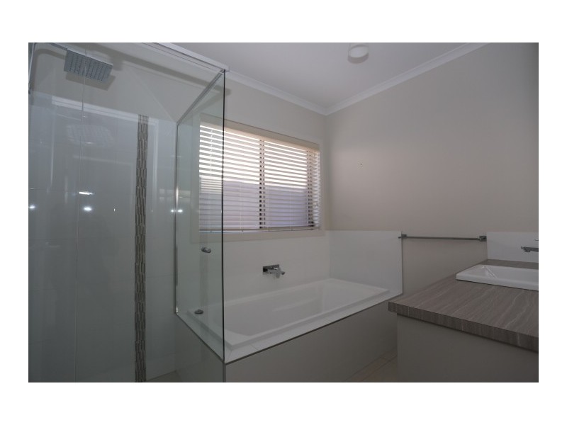 16 Border Collie Close, Curlewis VIC 3222