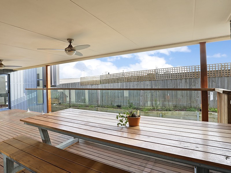 17 Takanna Avenue, Clifton Springs VIC 3222