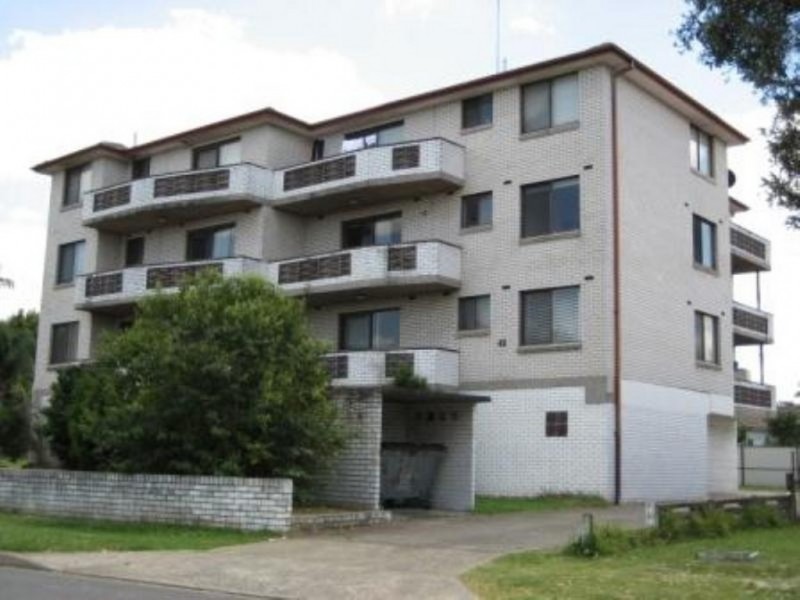 8/42 Kenyon St, Fairfield NSW 2165