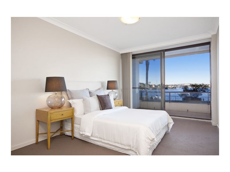 2/12 WALTON CRESCENT, Abbotsford NSW 2046