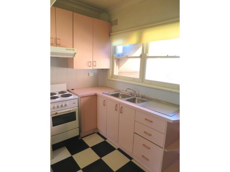 2/98 Copeland street, Liverpool NSW 2170