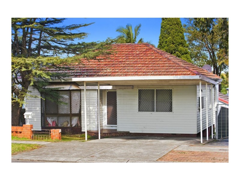 68 Napoleon Road, Greenacre NSW 2190