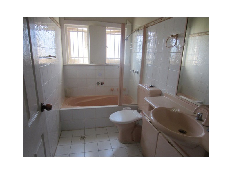 1 Stephenson Street, Roselands NSW 2196