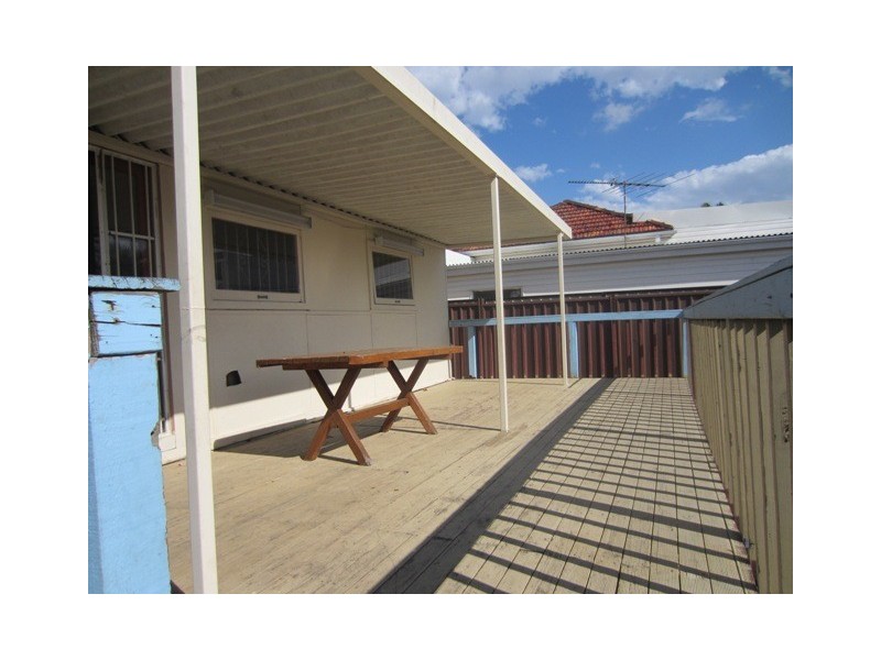 1 Stephenson Street, Roselands NSW 2196