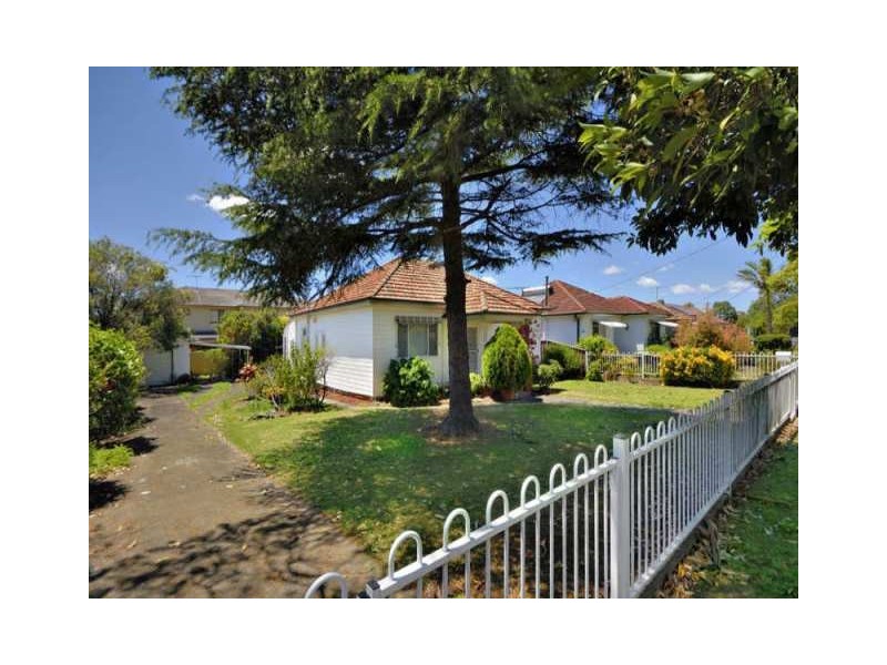 28  Wales Street, Greenacre NSW 2190