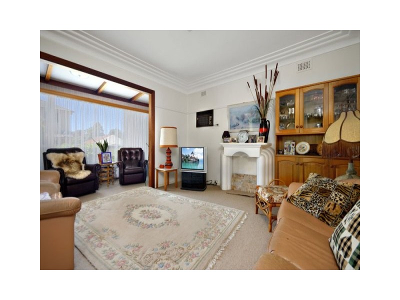 28  Wales Street, Greenacre NSW 2190