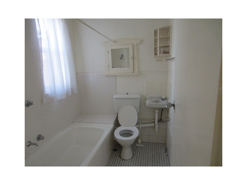 1/146  William Street, Earlwood NSW 2206