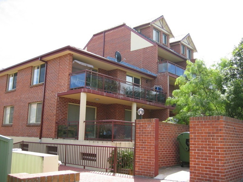 6/76-80 Meredith Street, Bankstown NSW 2200