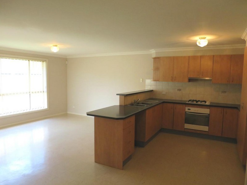 14B Redpa Close, West Hoxton NSW 2171