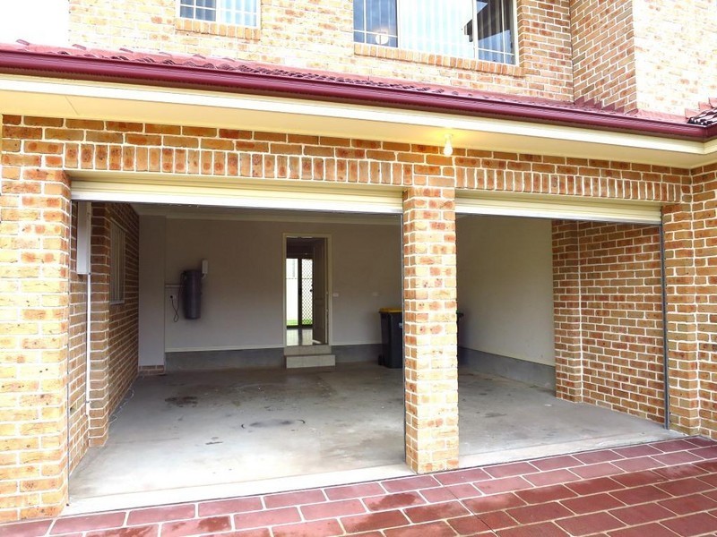 14B Redpa Close, West Hoxton NSW 2171