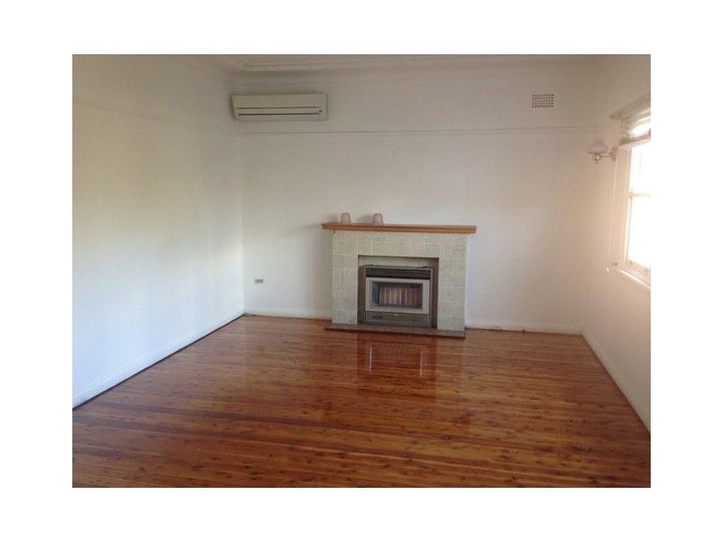 191 Wangee Road, Greenacre NSW 2190