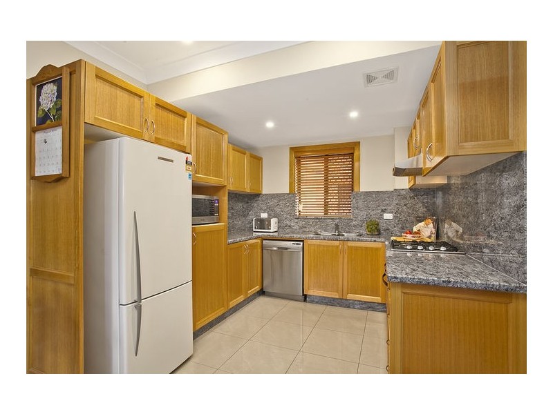 2/114-116 Rawson Road, Greenacre NSW 2190