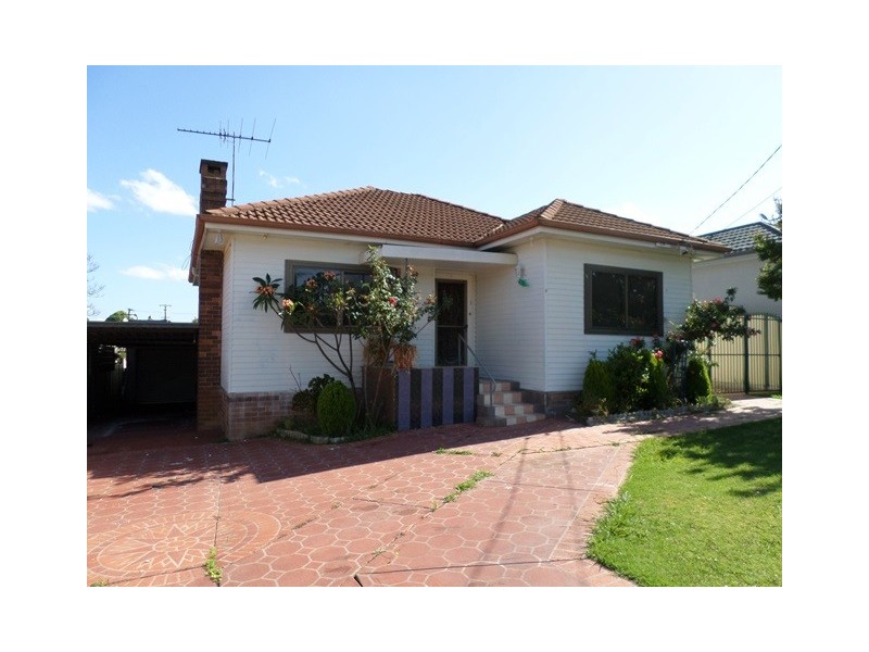 3 Buckland Street, Greenacre NSW 2190