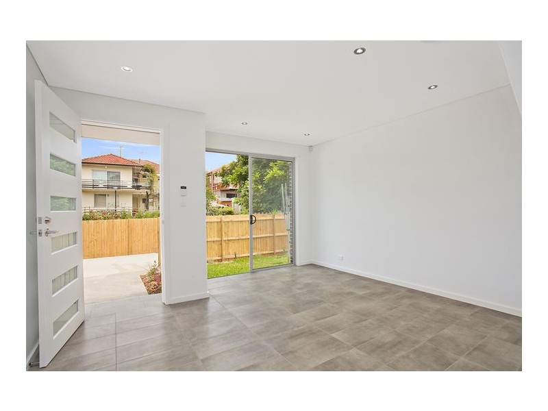 4/173 Old Kent Road, Greenacre NSW 2190
