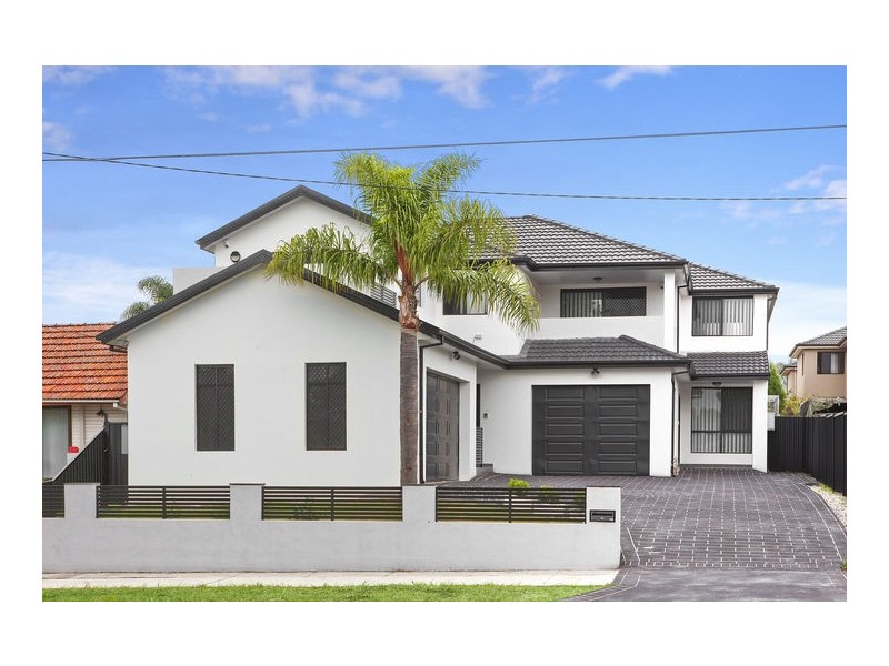 172A Juno Parade, Greenacre NSW 2190