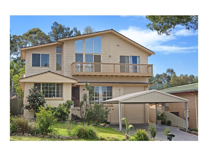 25 Phoenix Crescent, Casula NSW 2170