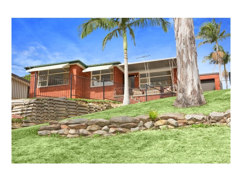 31 Caroline Crescent, Georges Hall NSW 2198